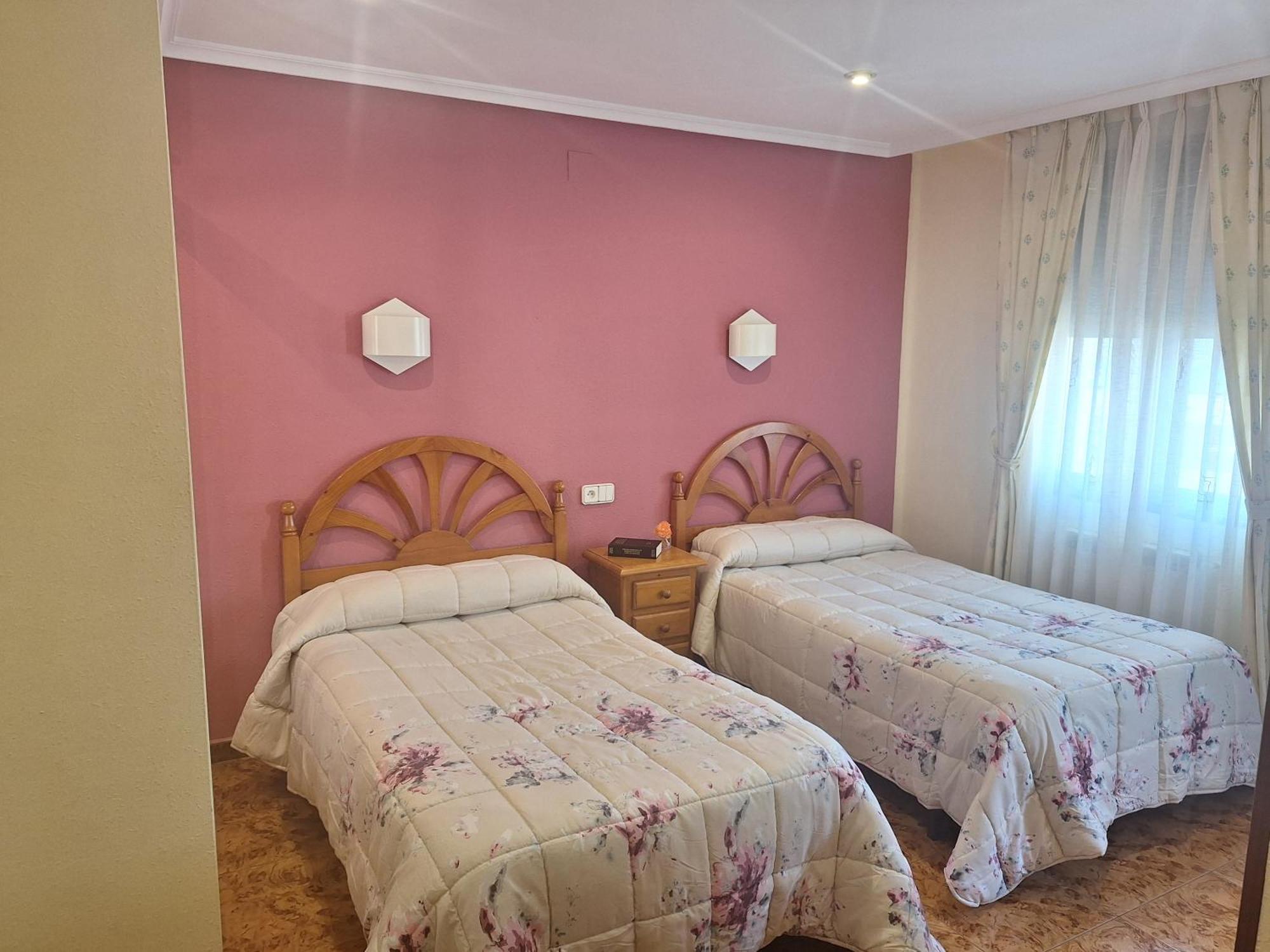Hostal Pachin Мьерес Экстерьер фото